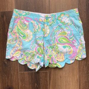 Lilly Pulitzer Buttercup Double Trouble Paisley Print Scalloped Hem Shorts Sz 0
